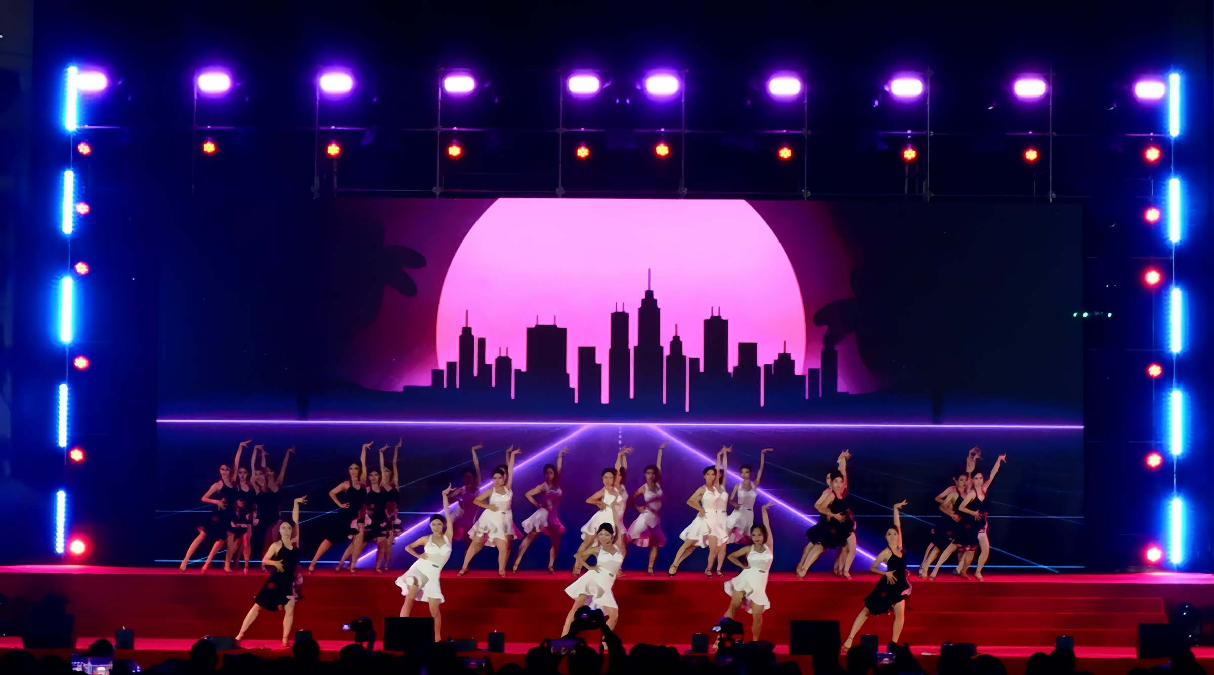 舞蹈《星舞芳华》