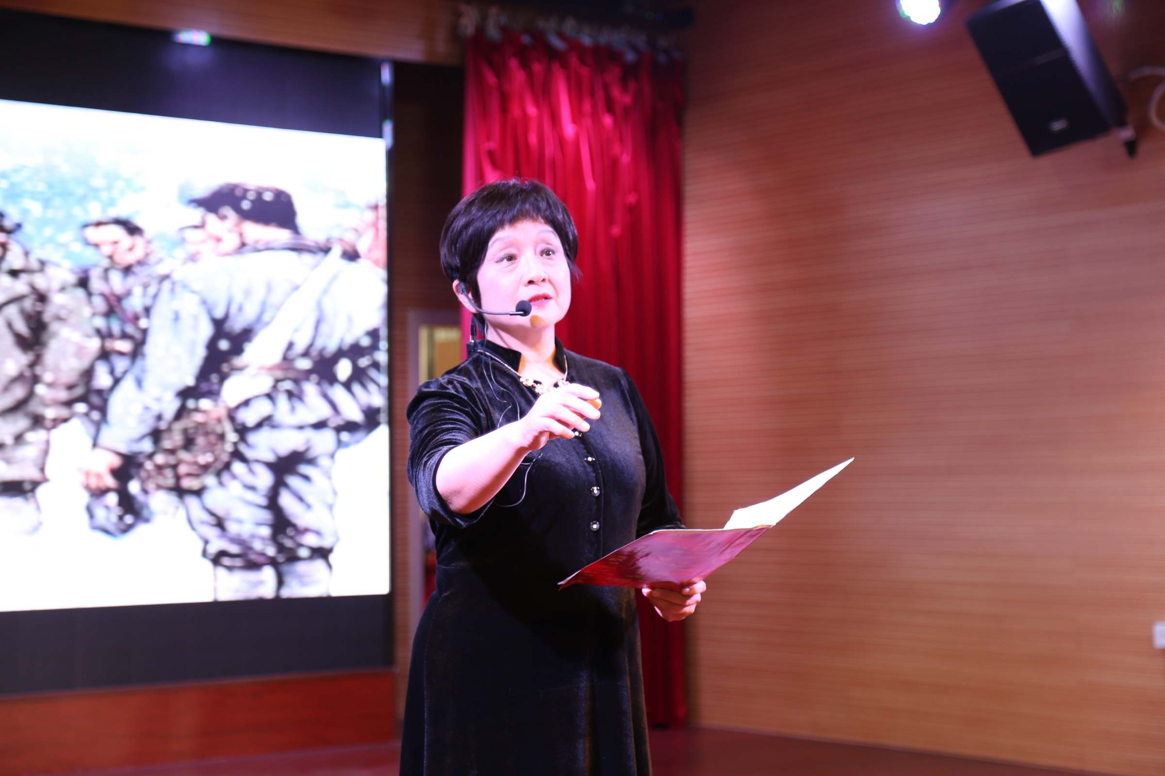 诗朗诵《永远的丰碑》