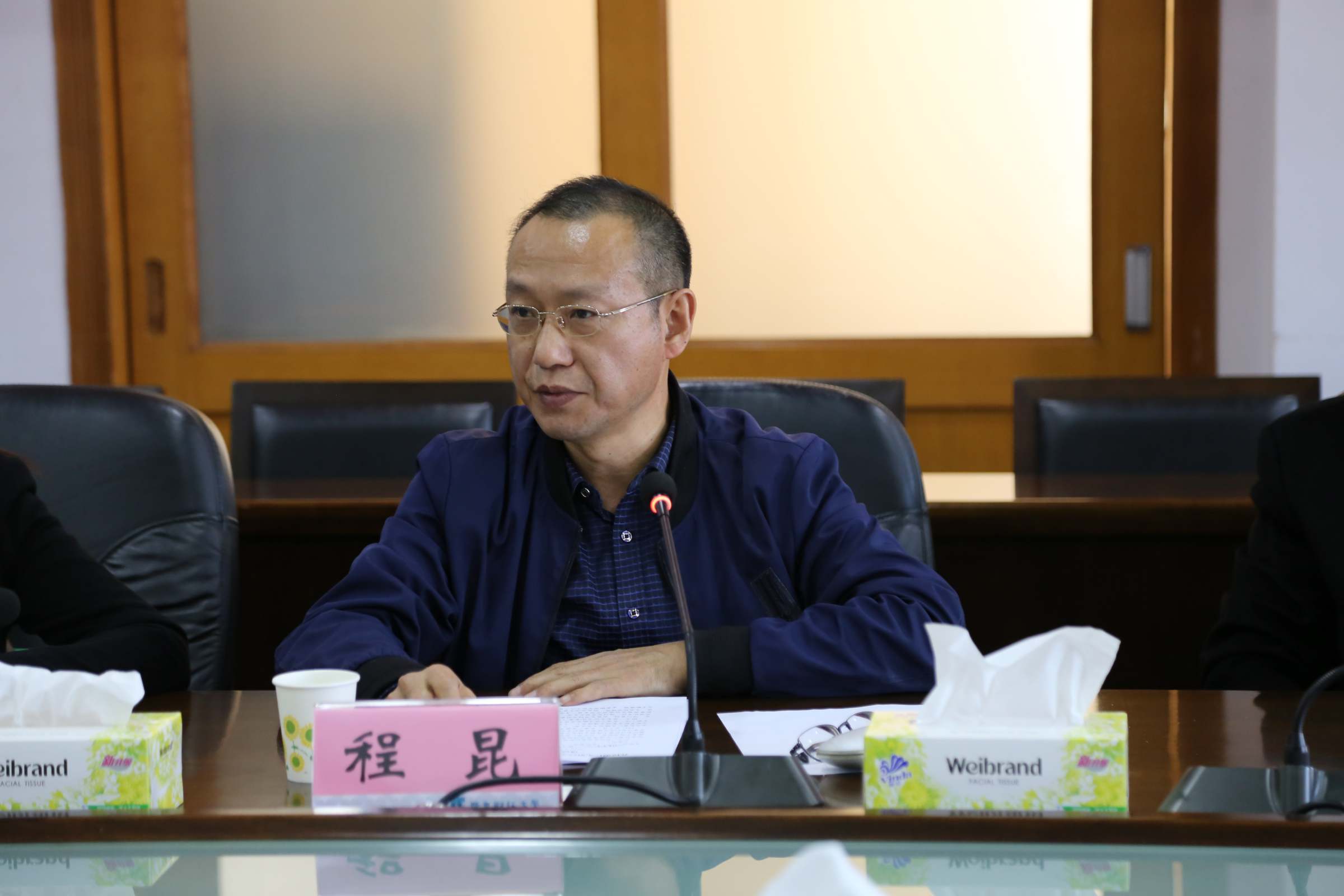 民盟广东省委专职副主委程昆讲话