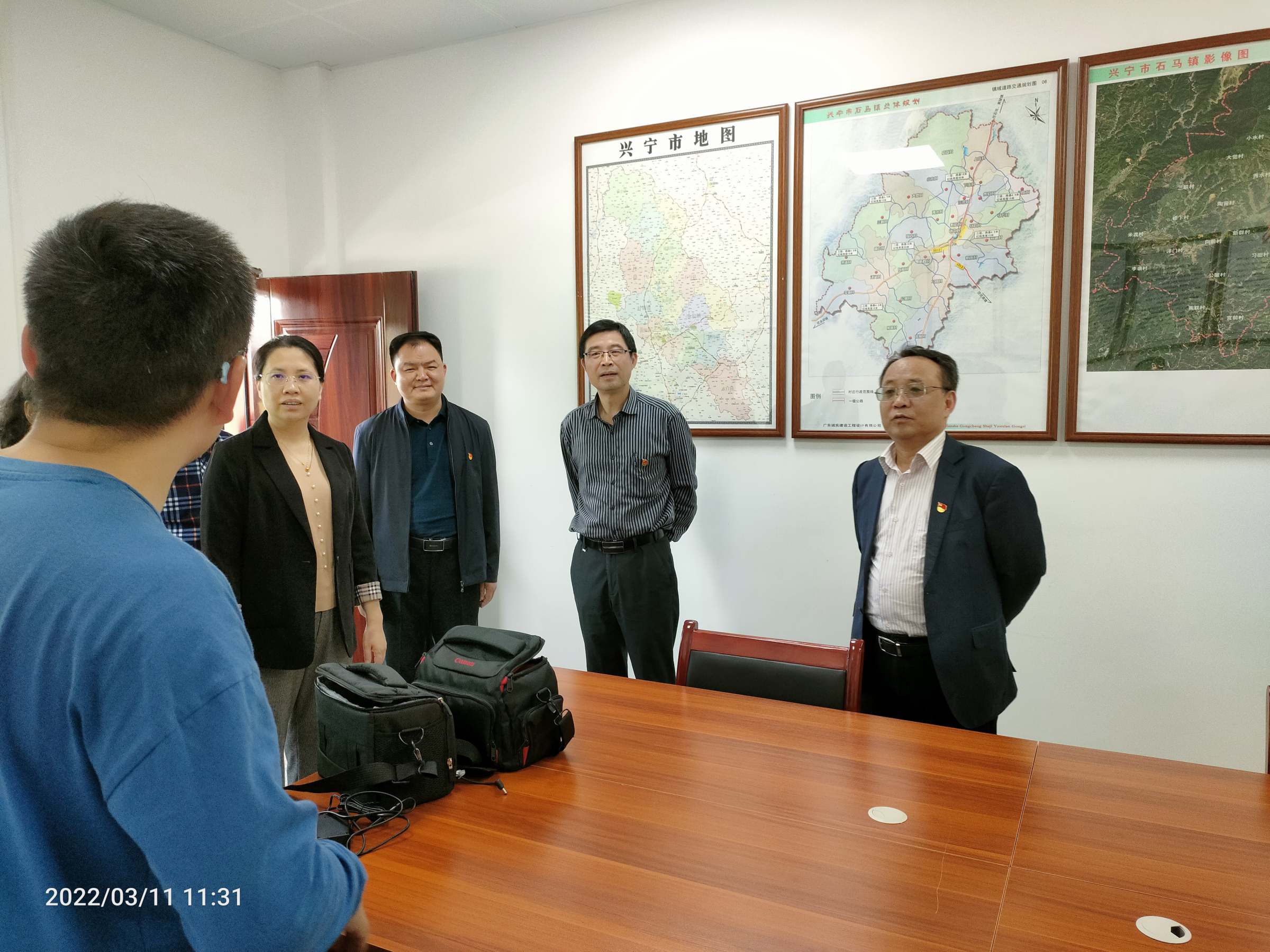 考察帮扶工作队办公室