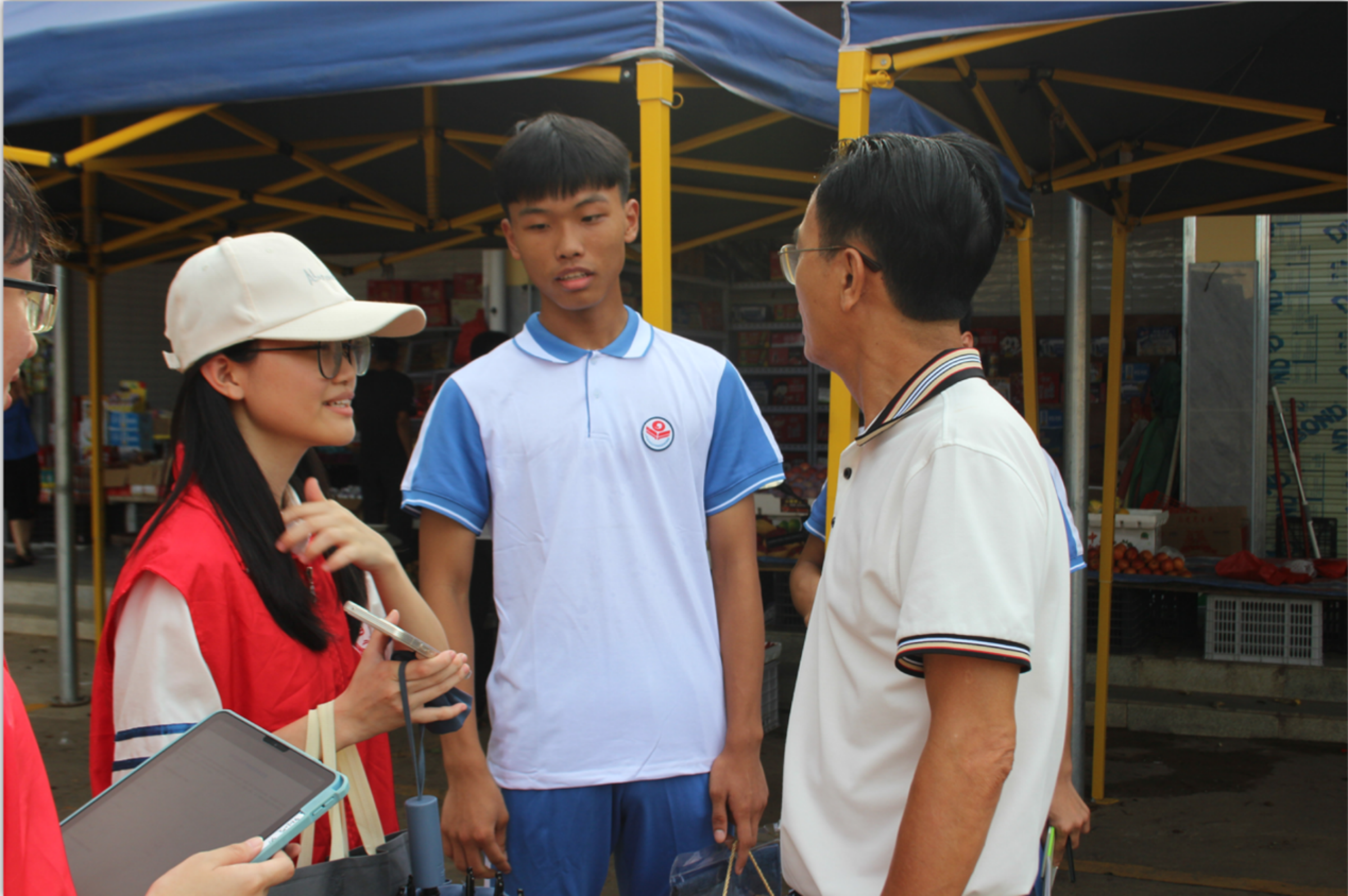 实践队在社会调研