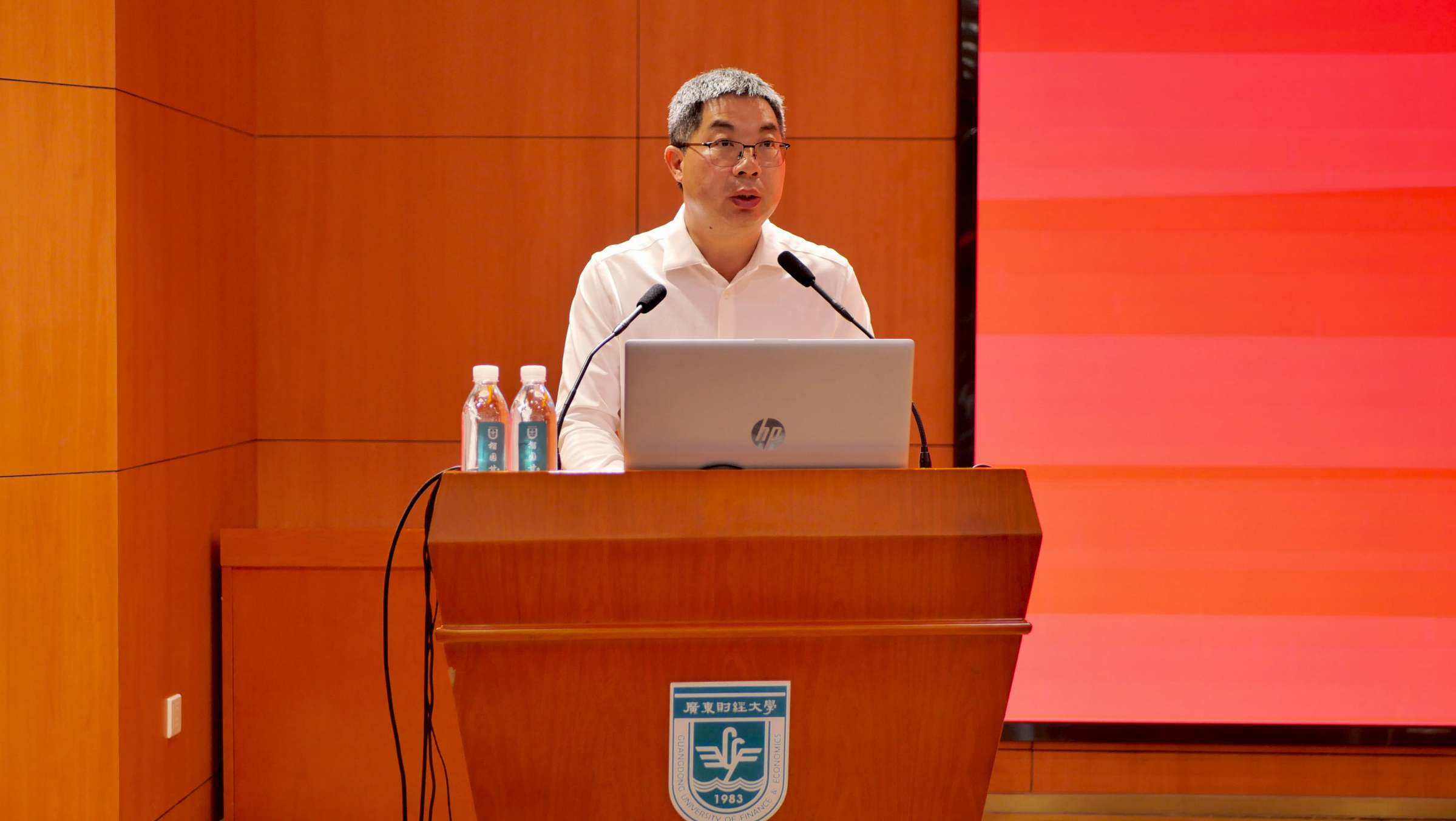 校纪委书记王志云通报部署工作