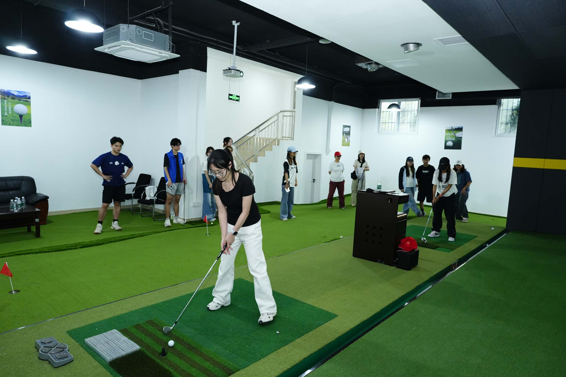 高尔夫球体验活动