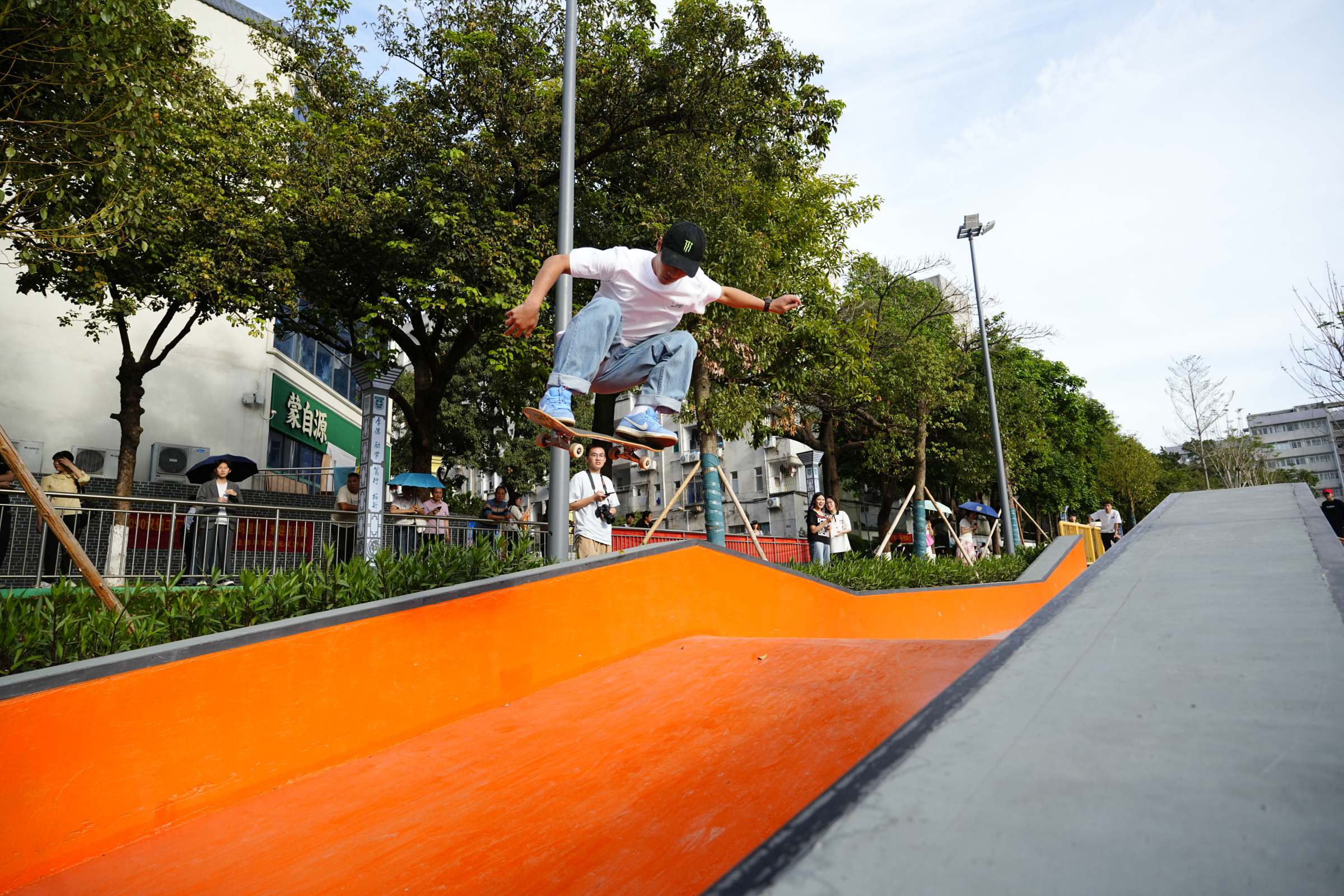 广东省滑板队表演