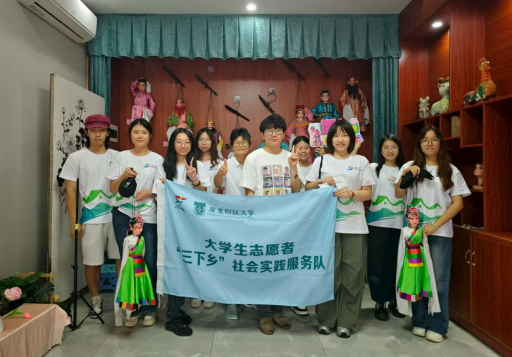 南方+：梅州五华提线木偶传习所的指尖传奇：直播里的老手艺新故事