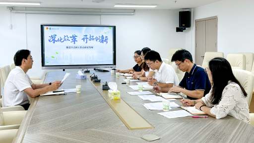 校领导前往学工部、校团委调研