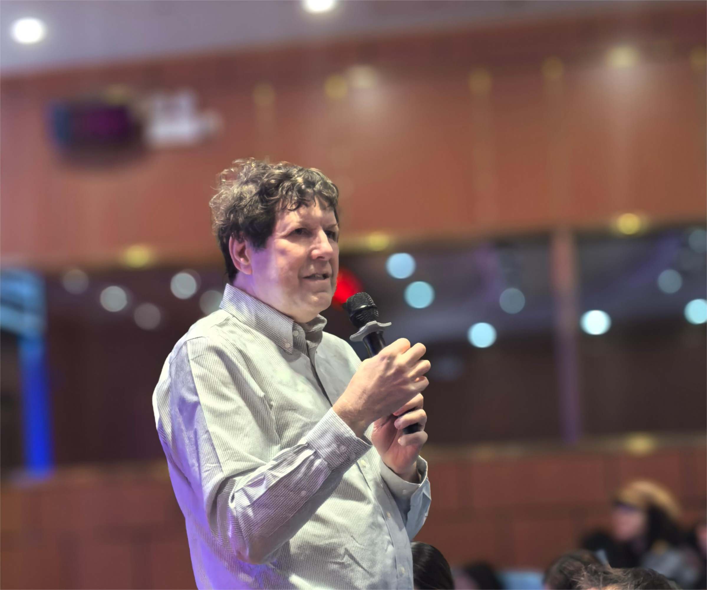 Stephen Polasky院士与师生互动交流