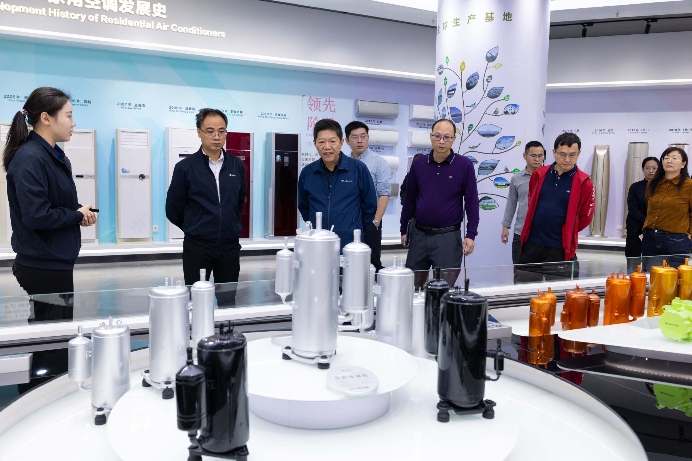 参观珠海格力电器科技展厅