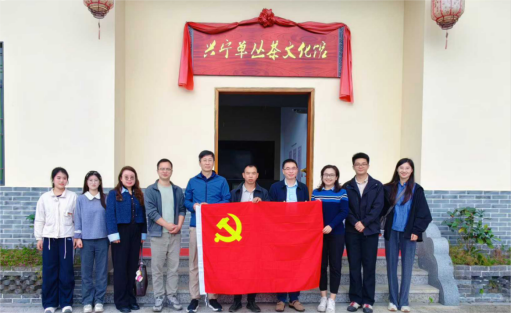 上灯耀兴宁 数媒助传承：人文传播学院（网络传播学院、出版学院）赴陂蓬村开展乡村实践