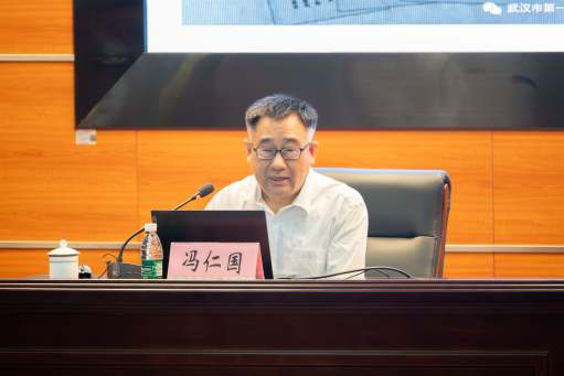 学校举办树立和践行正确政绩观学习教育专家辅导报告