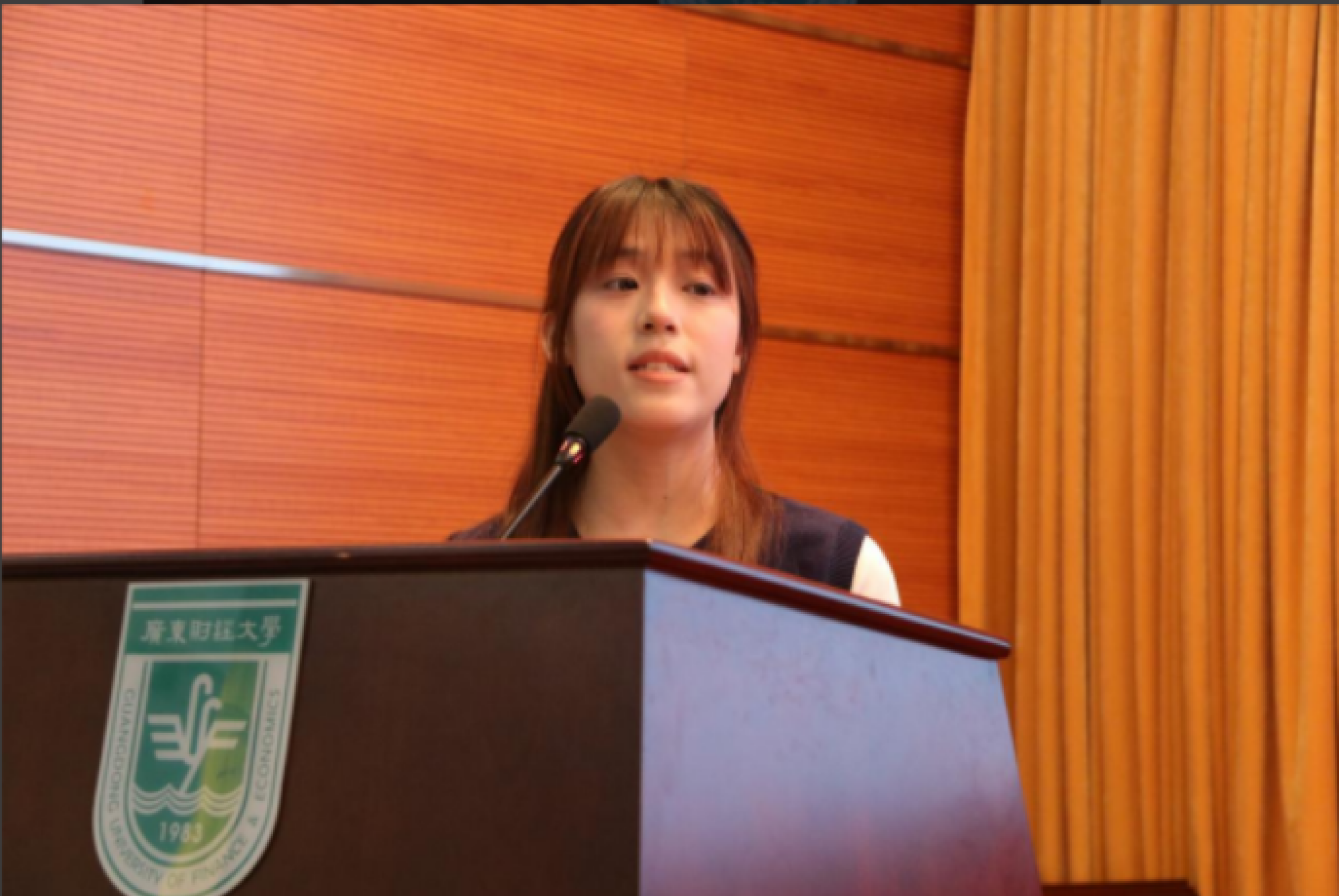 诗得丽分子肽科技(广州)有限公司企业导师张嘉倚作主题报告