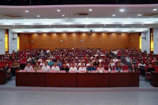 国家生态环境保护专家任勇应邀来我校作学术报告